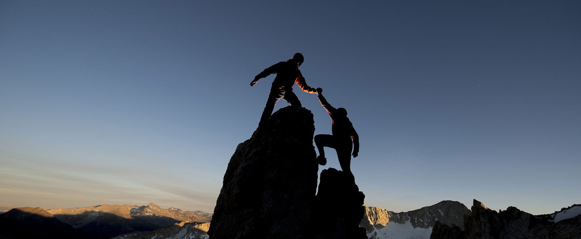 期待您與我們攜手共進(jìn)創(chuàng  )造新的歷史！